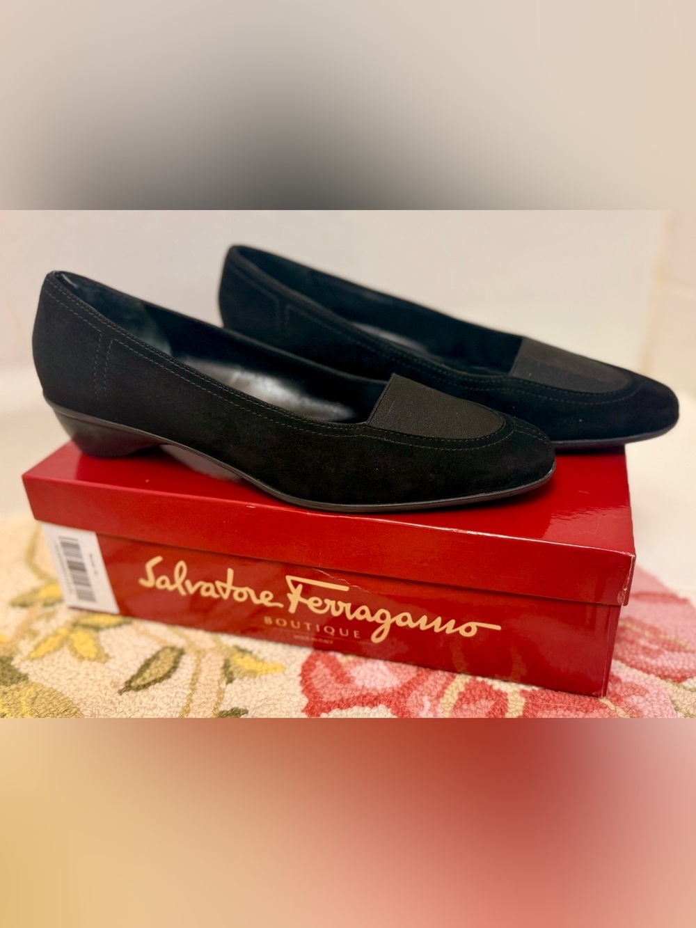 SALVATORE FERRAGAMO Vintage Classic Black Suede Low Wedge Pumps Loafers - 10.5